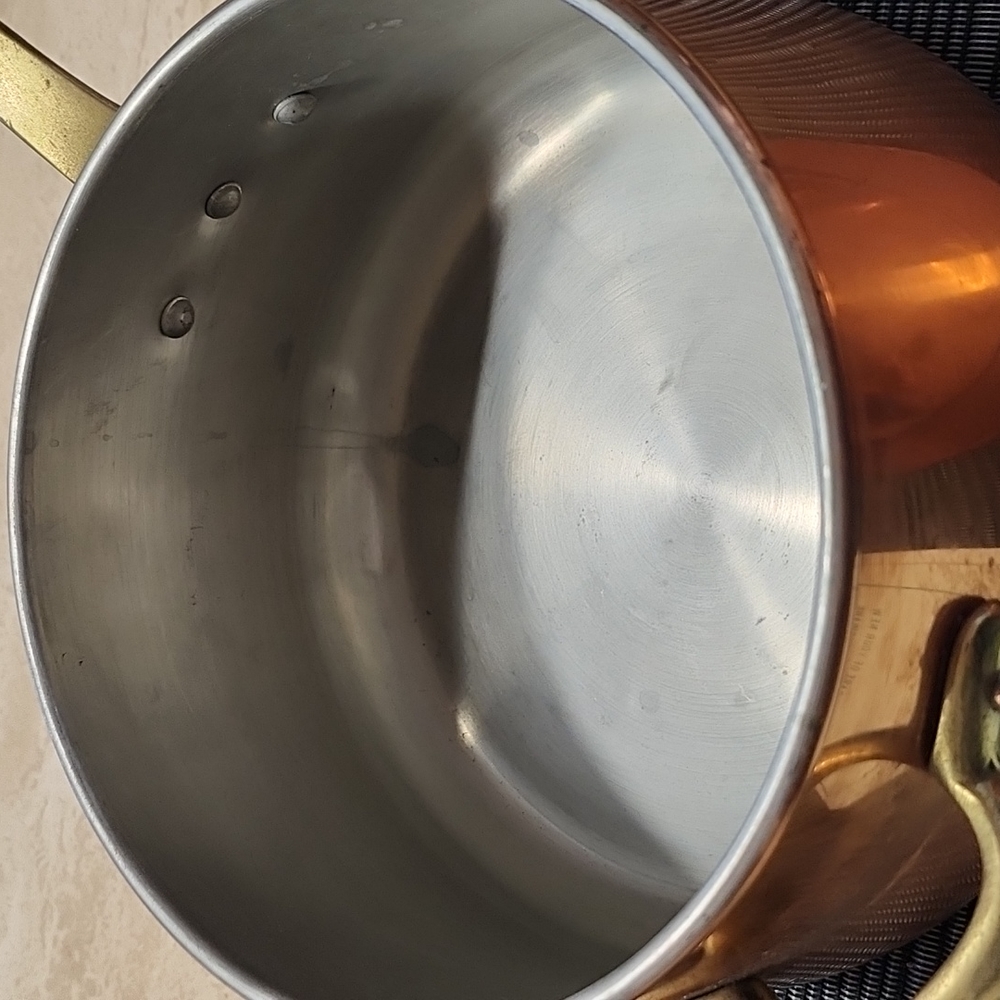 Hand crafted copperware. - Picture 5 of 6